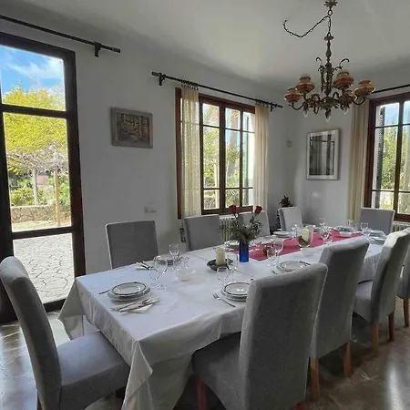 Villa Son Jordi Nou, Beautiful Near Alaro Big Swimming Pool, Bbq Mountain Views 12people *